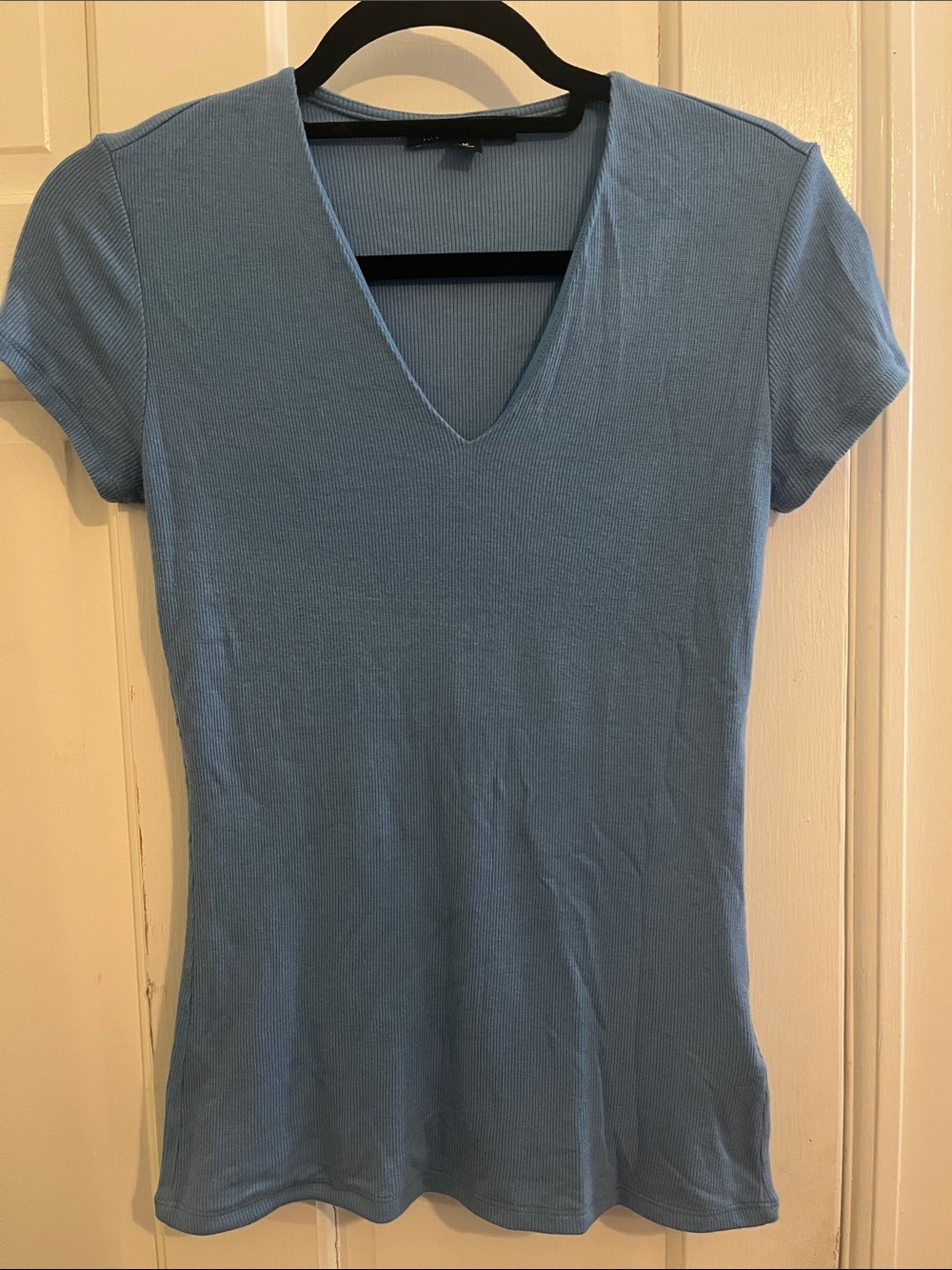 INC International Concepts Light Blue V‑Neck Short Sleeve Ribbed Tee
